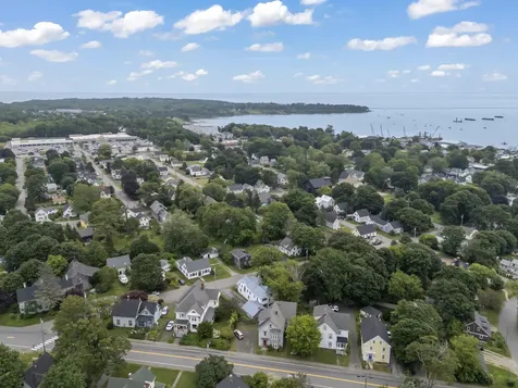 62 Warren Street Rockland ME 04841
