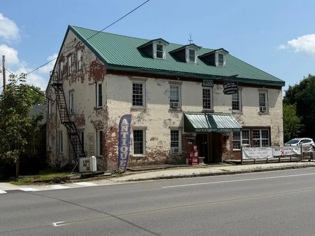 114 Main Street Winterport ME 04496