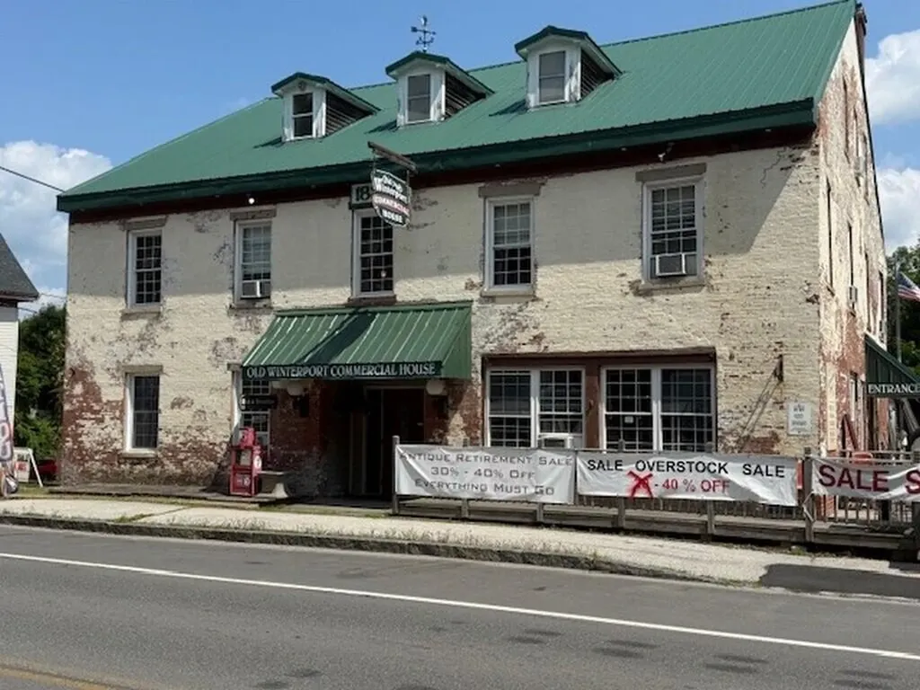 114 Main Street Winterport ME 04496