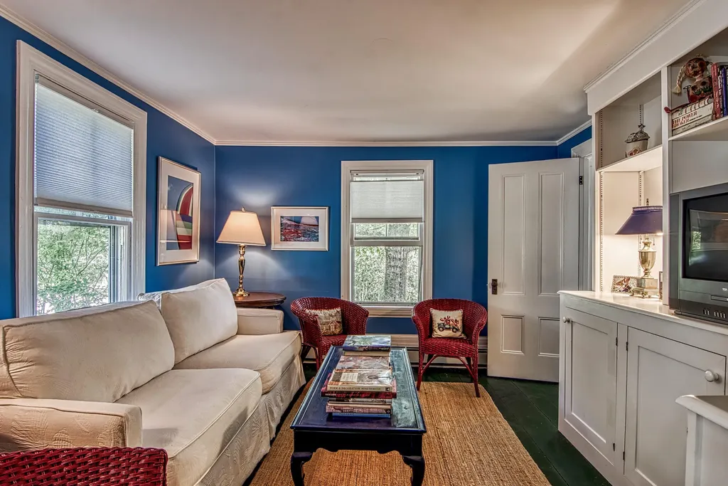 2 Twin Oaks Lane Sedgwick ME 04676