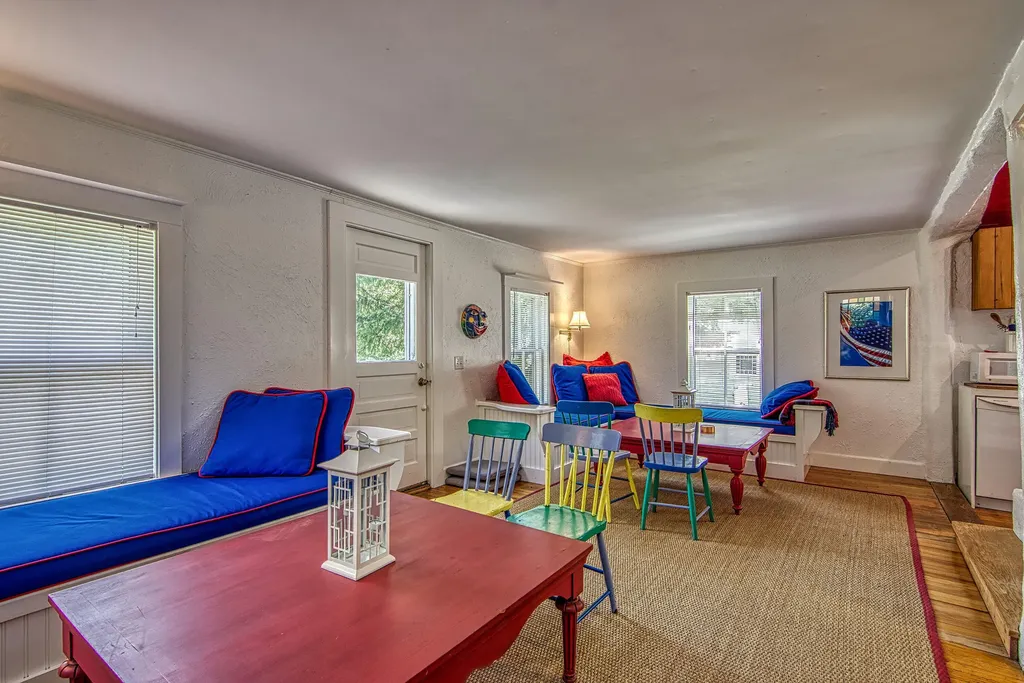 2 Twin Oaks Lane Sedgwick ME 04676