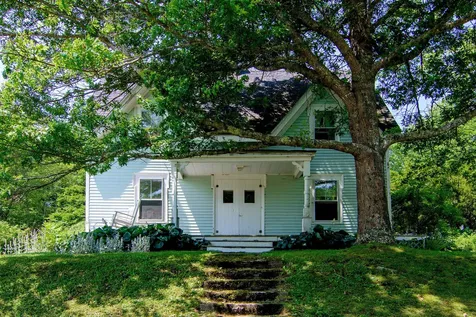 2 Twin Oaks Lane Sedgwick ME 04676