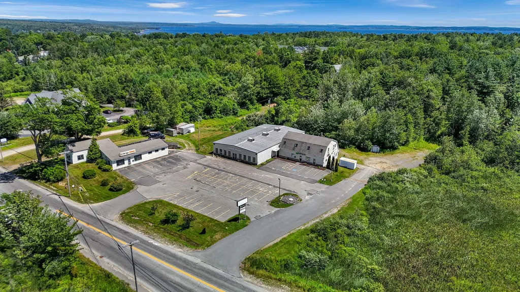 104 Lincolnville Avenue Belfast ME 04915