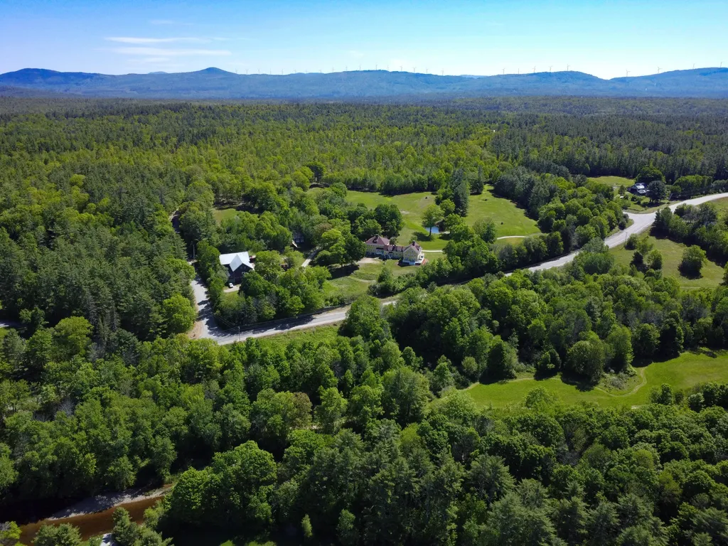 10 South Arm Road Andover ME 04226