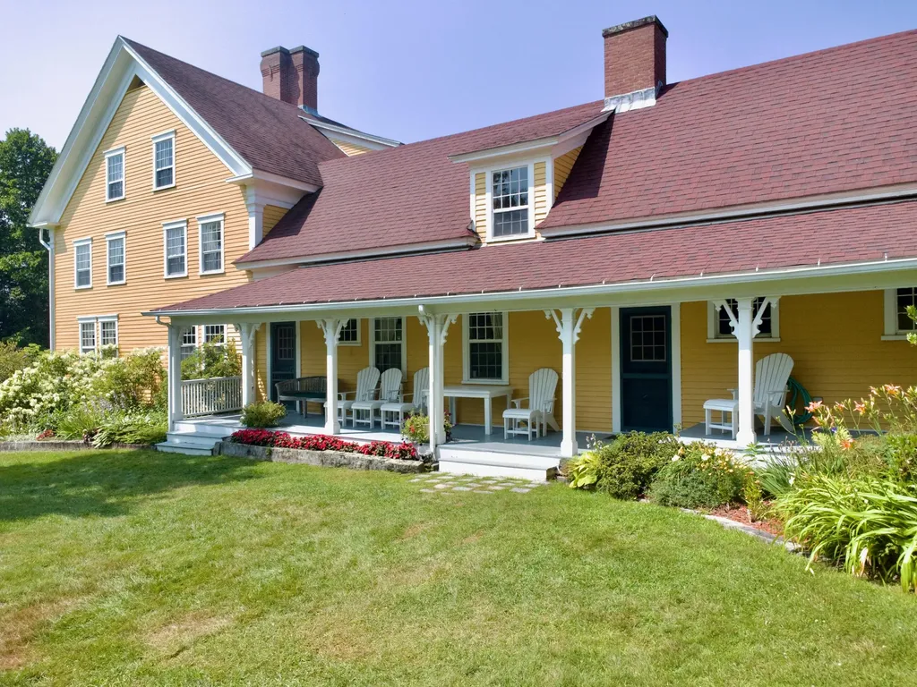 10 South Arm Road Andover ME 04226