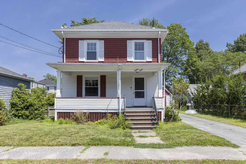 88 Mitchell Road South Portland ME 04106