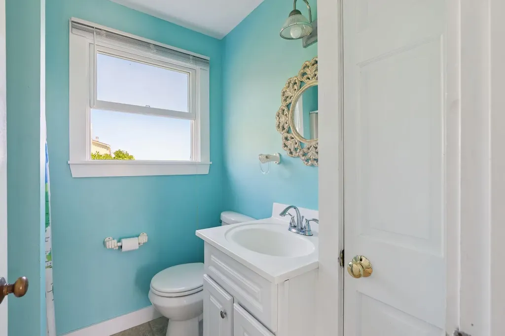 12 White Spot Way Phippsburg ME 04562