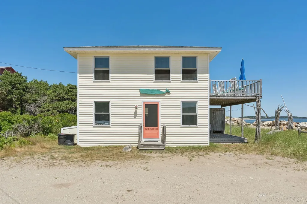 12 White Spot Way Phippsburg ME 04562