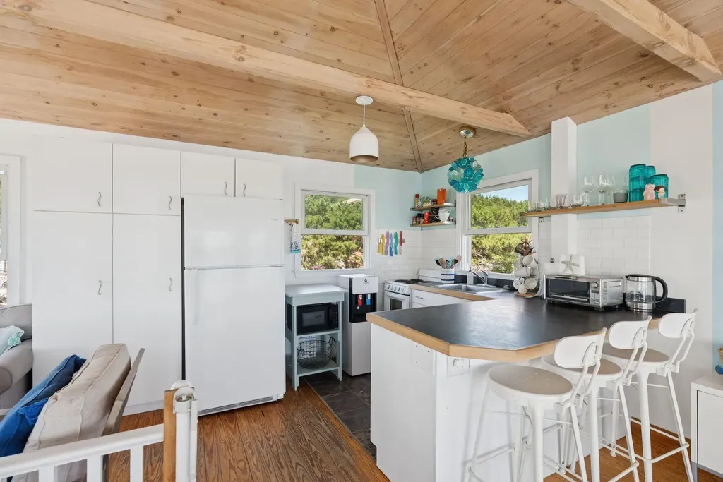 12 White Spot Way Phippsburg ME 04562