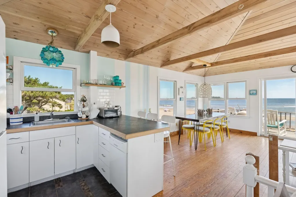 12 White Spot Way Phippsburg ME 04562