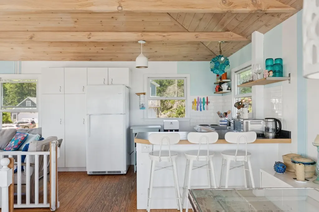 12 White Spot Way Phippsburg ME 04562