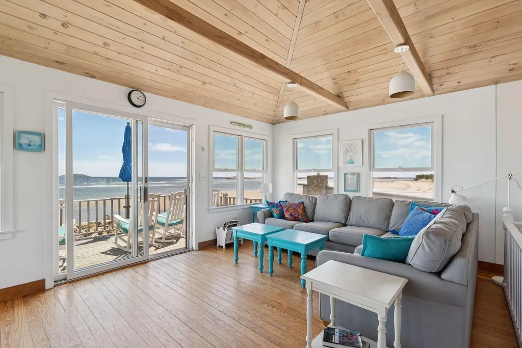 12 White Spot Way Phippsburg ME 04562