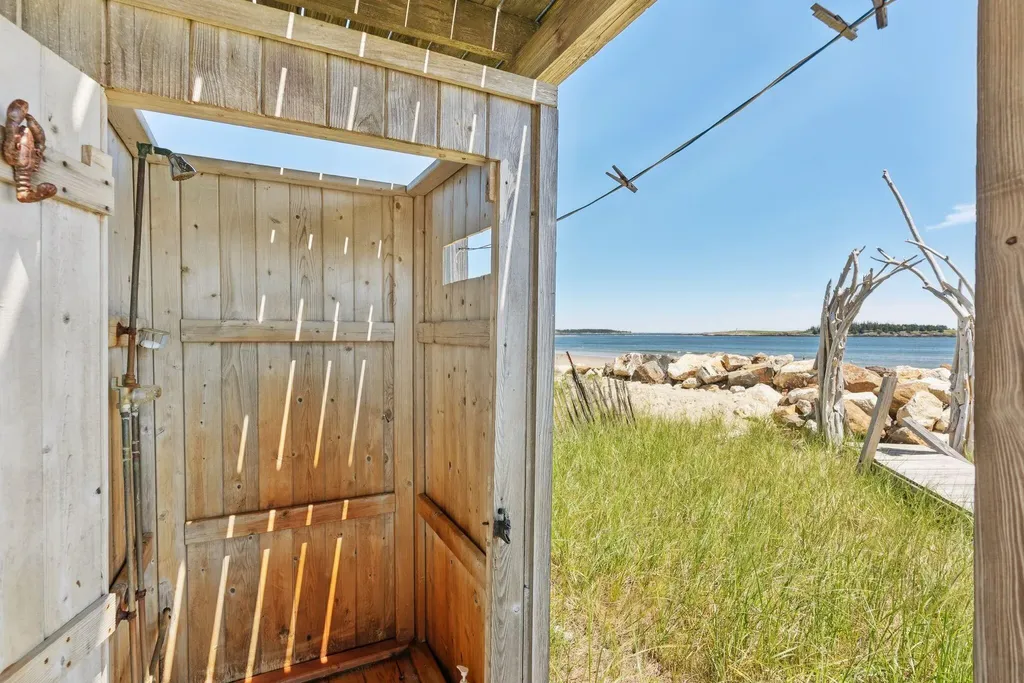 12 White Spot Way Phippsburg ME 04562