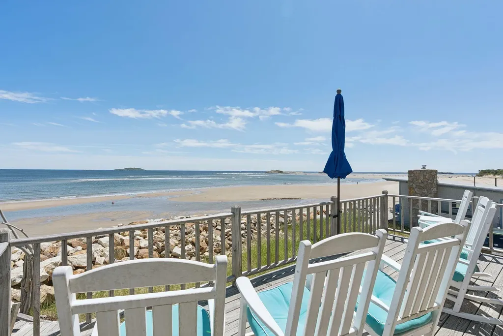 12 White Spot Way Phippsburg ME 04562