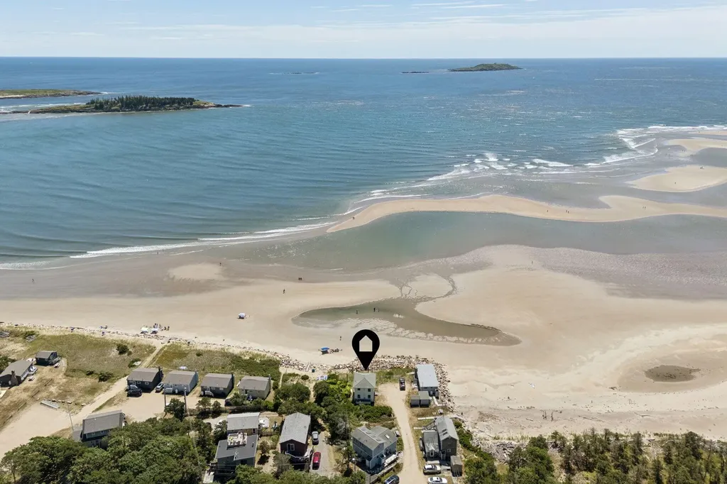 12 White Spot Way Phippsburg ME 04562