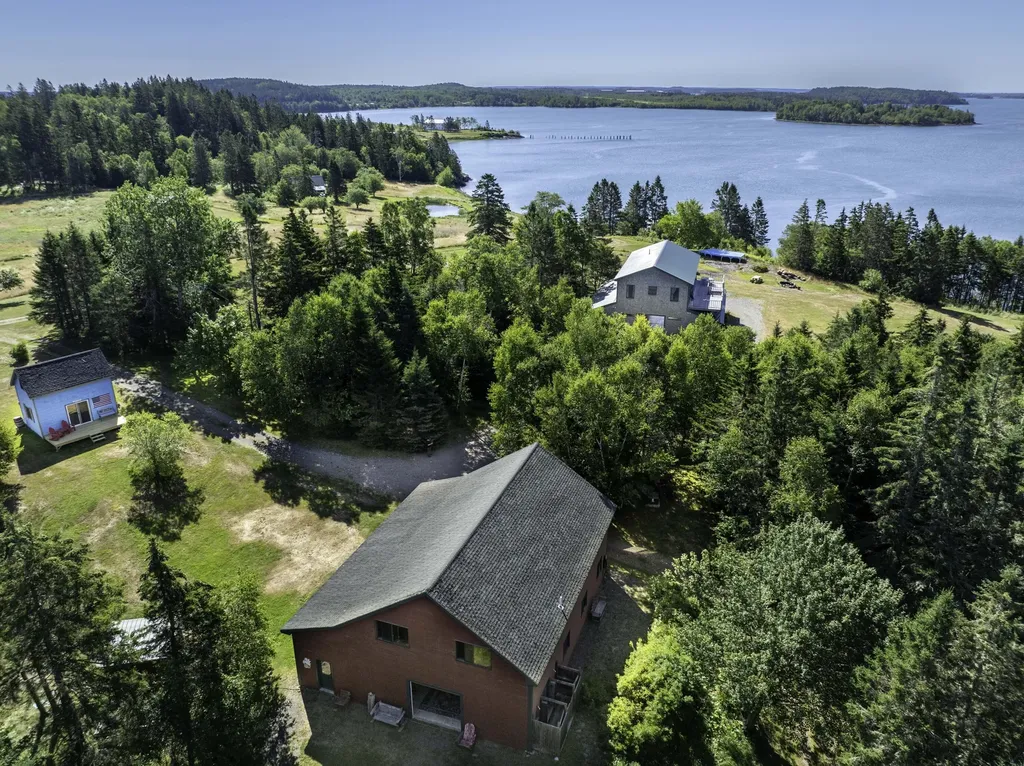 54 Old Toll Bridge Road Eastport ME 04631