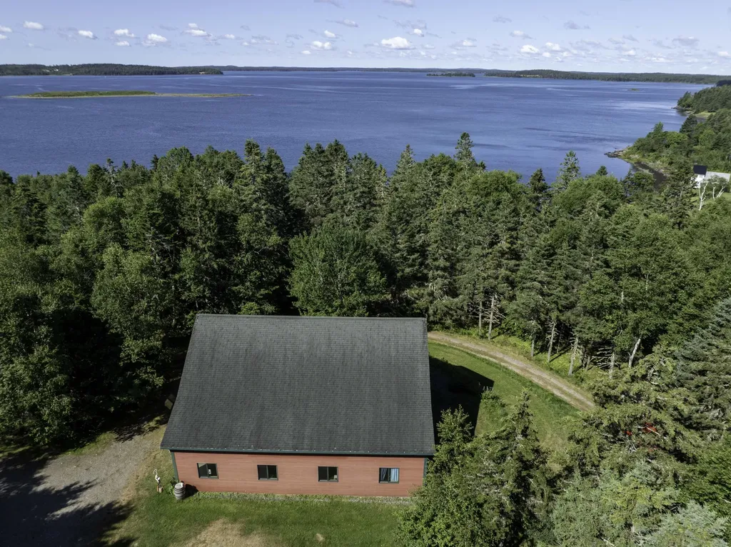 54 Old Toll Bridge Road Eastport ME 04631