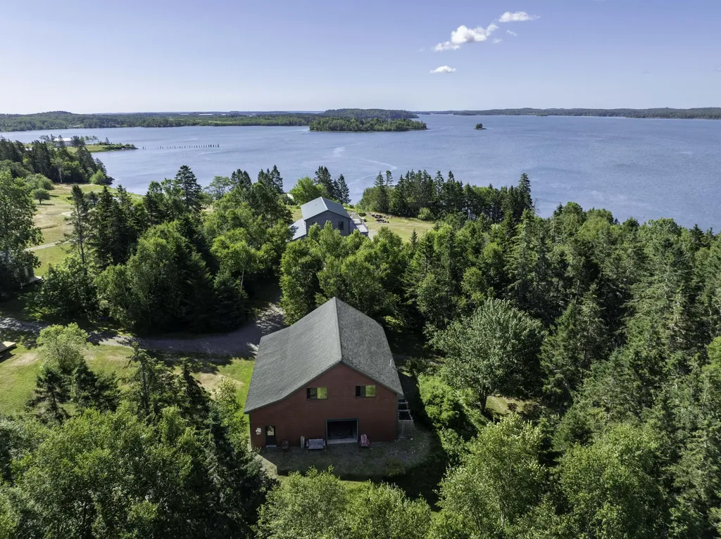 54 Old Toll Bridge Road Eastport ME 04631