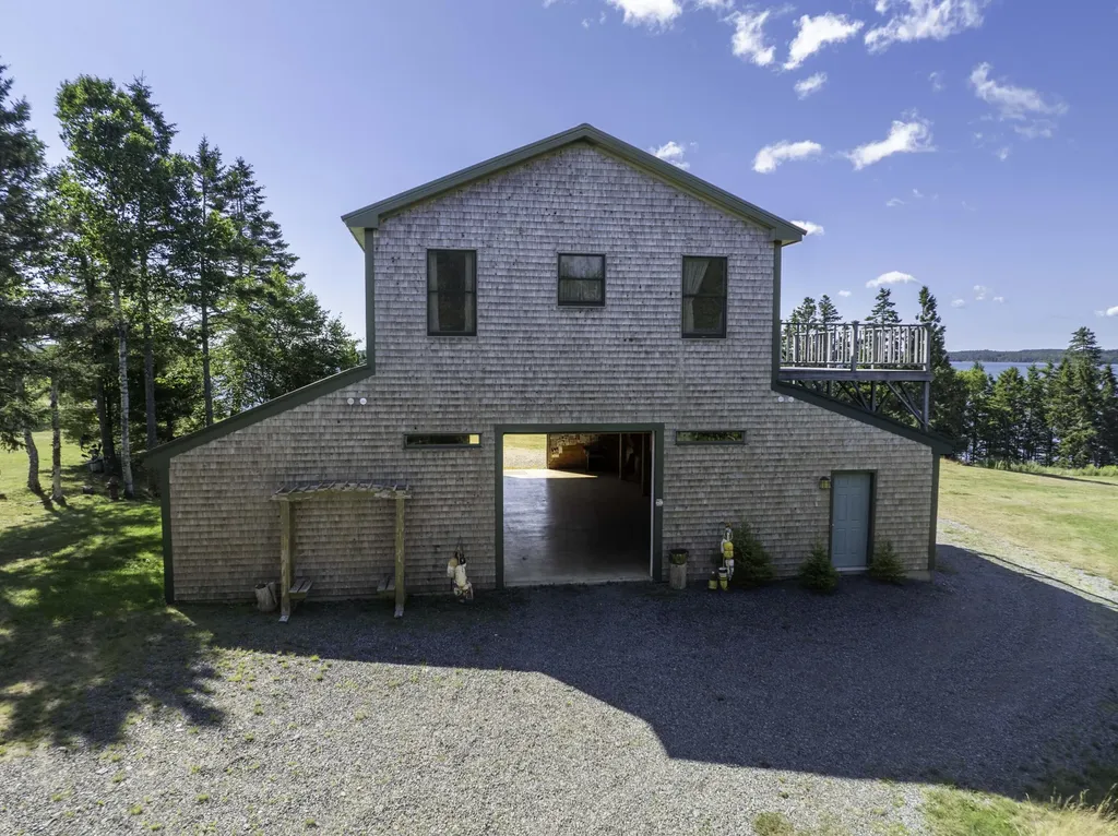 54 Old Toll Bridge Road Eastport ME 04631