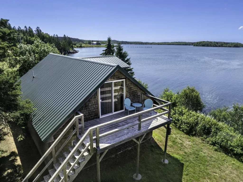 54 Old Toll Bridge Road Eastport ME 04631