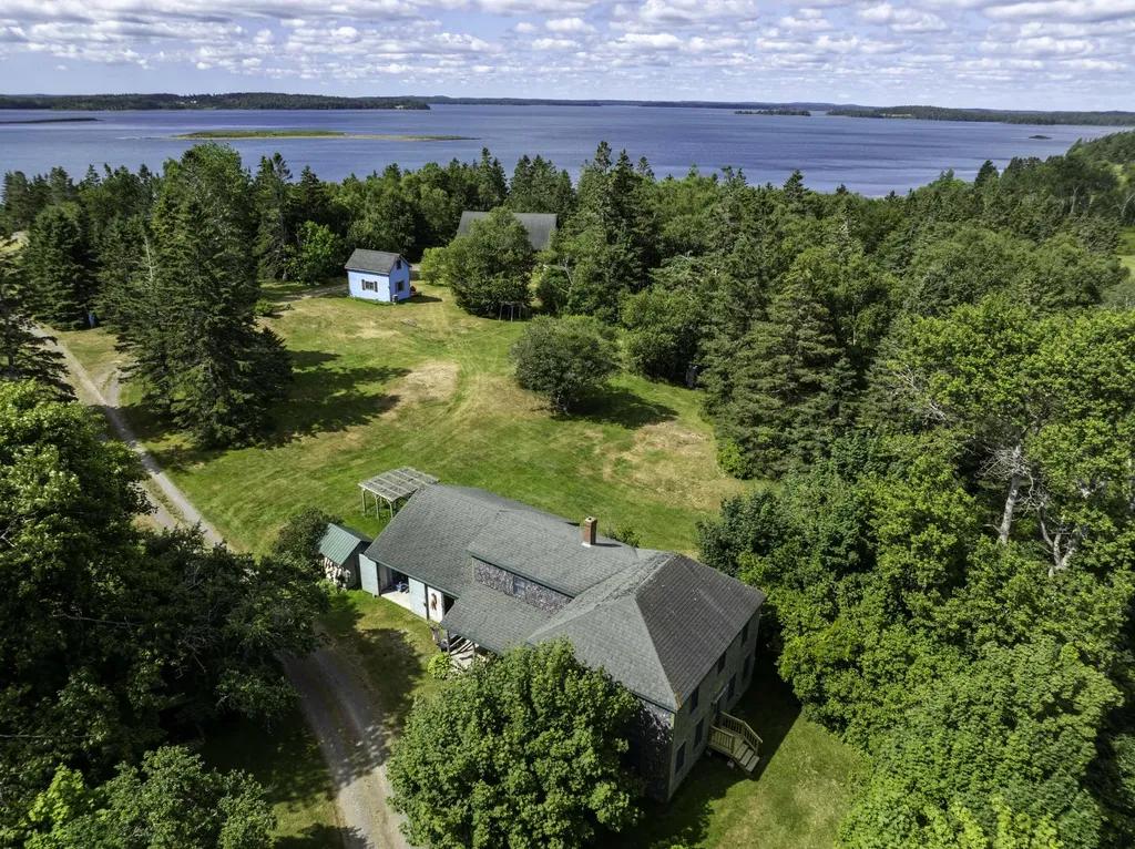 54 Old Toll Bridge Road Eastport ME 04631