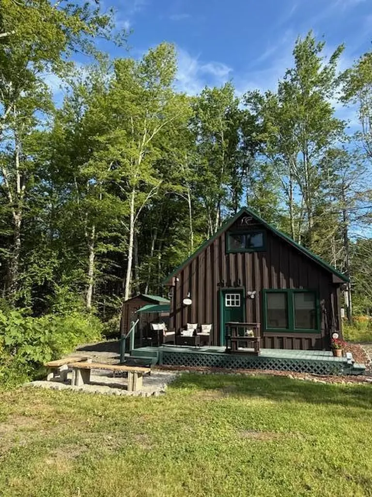 910 Mutton Lane Clinton ME 04927