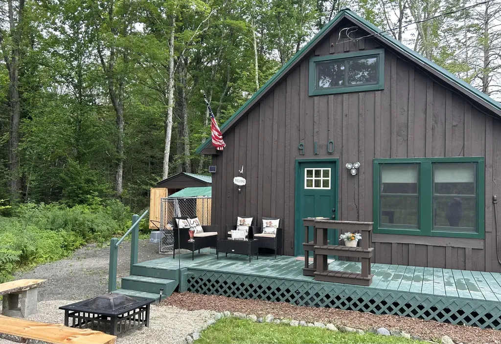 910 Mutton Lane Clinton ME 04927