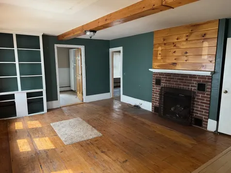 17 Pikes Hill Road Norway ME 04268