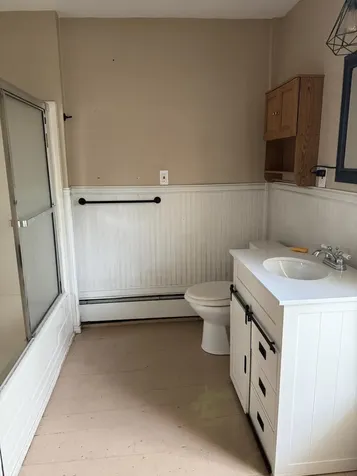 17 Pikes Hill Road Norway ME 04268