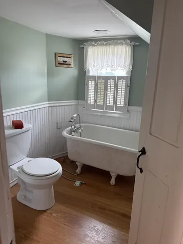 17 Pikes Hill Road Norway ME 04268