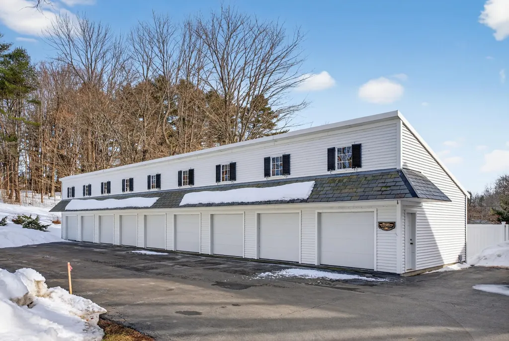 1090 Pittston School Street Pittston ME 04345