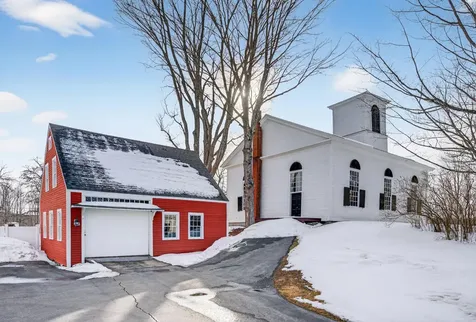 1090 Pittston School Street Pittston ME 04345