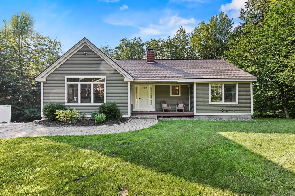 6 Molly Lane Sebago ME 04029