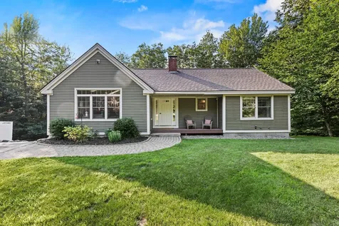 6 Molly Lane Sebago ME 04029