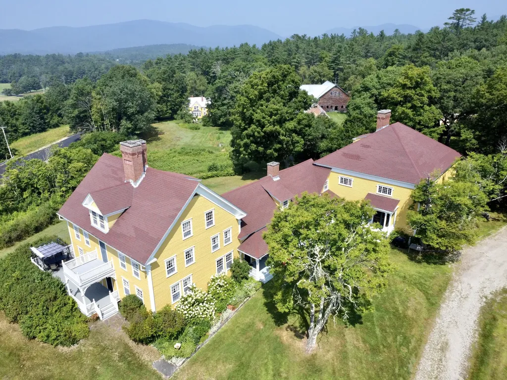 10 South Arm Road Andover ME 04226