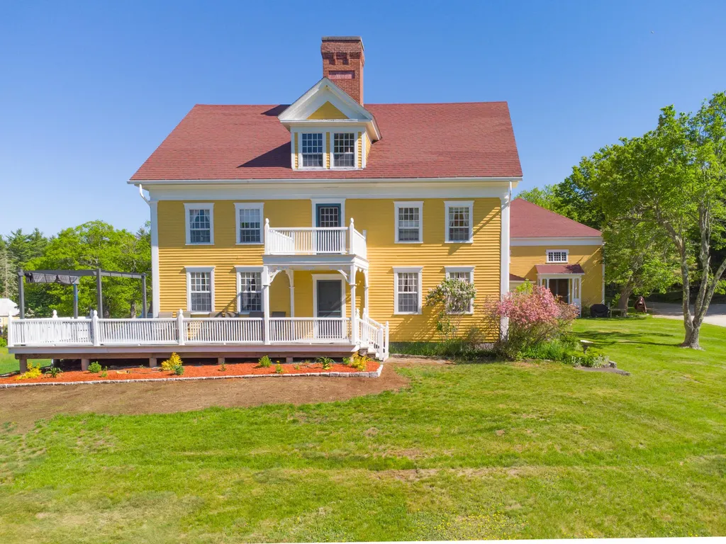 10 South Arm Road Andover ME 04226