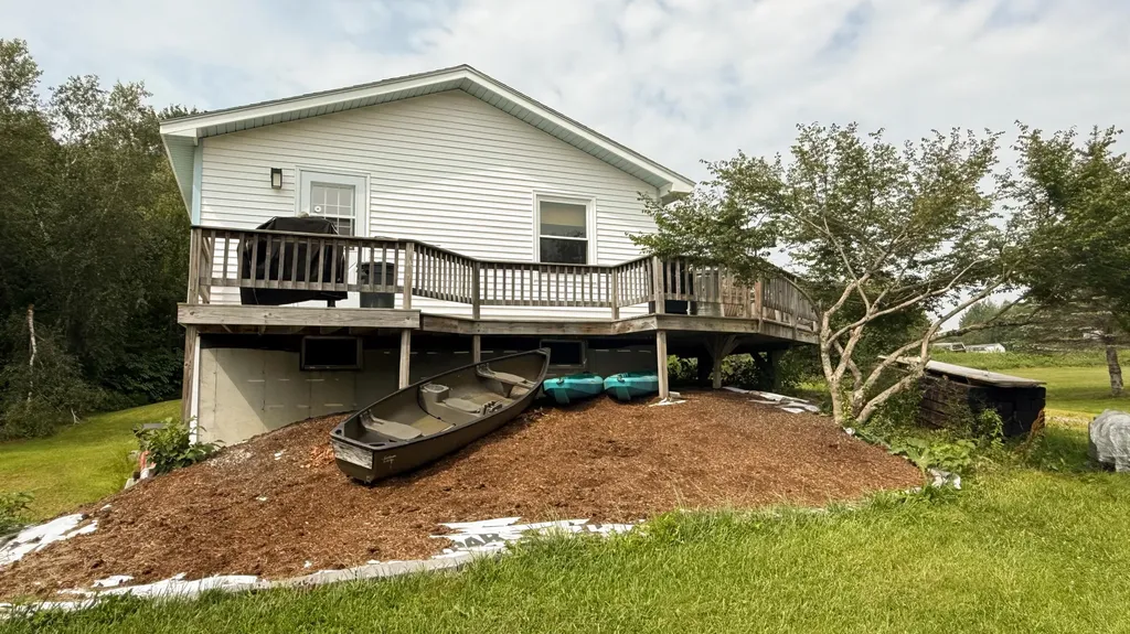 364 Lower Detroit Road Plymouth ME 04969