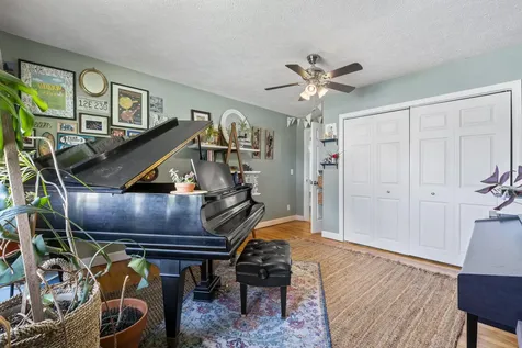 61 Harold Street Lewiston ME 04240