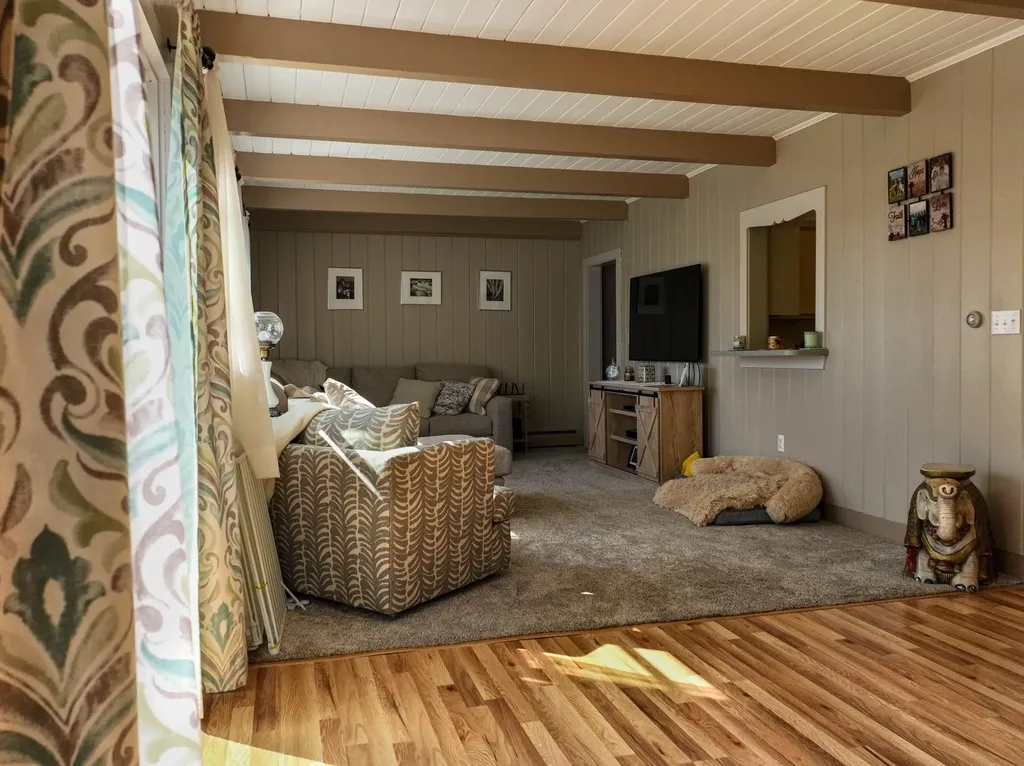 188 Paradise Road Bethel ME 04217
