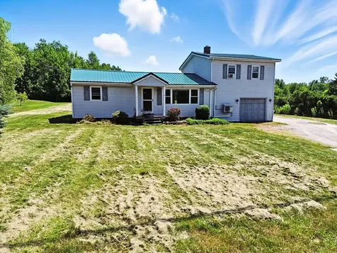 828 Main Street Bradley ME 04411