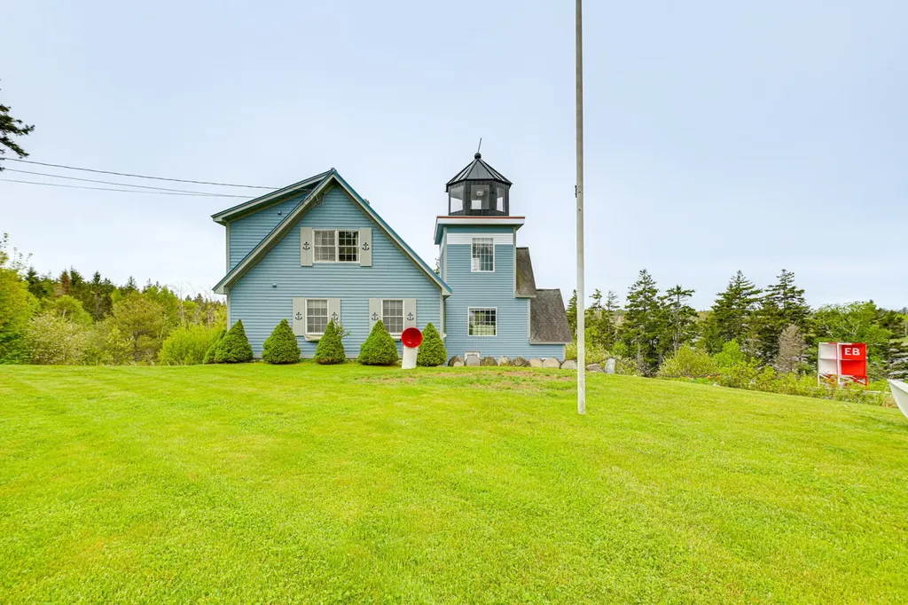 508 Tremont Road Tremont ME 04612