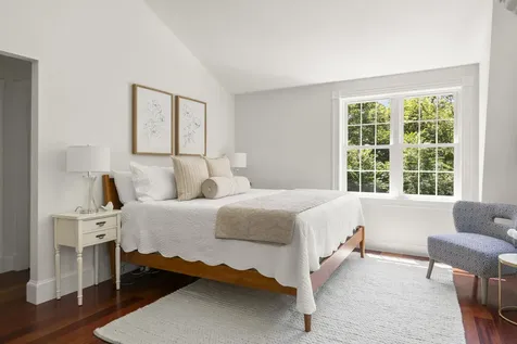 243 Mitchell Road Cape Elizabeth ME 04107