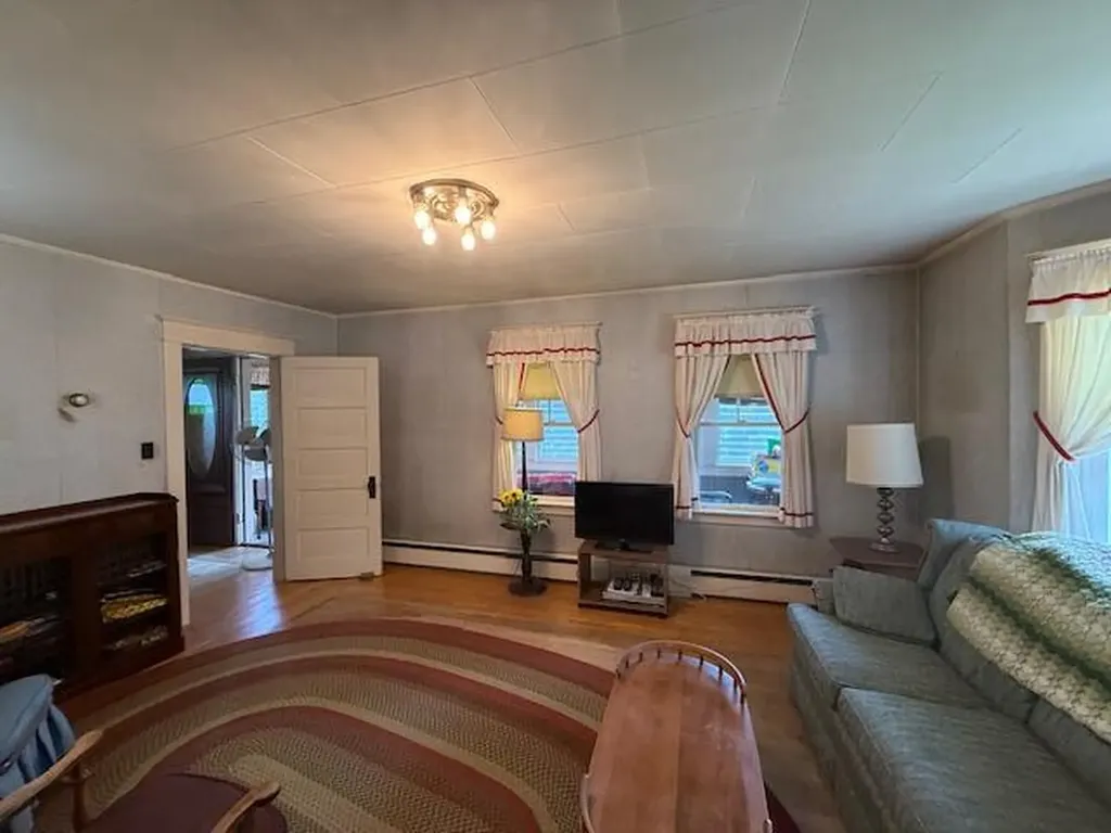 10 Palm Street Baileyville ME 04694