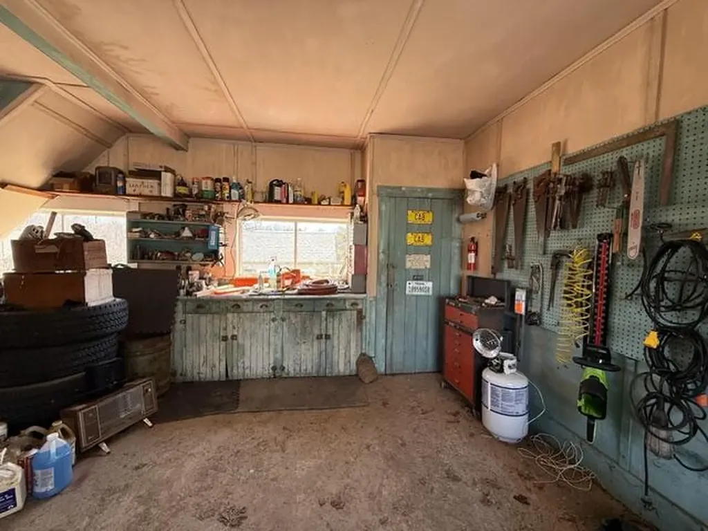 10 Palm Street Baileyville ME 04694