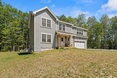 3 Tabby Way Saco ME 04072
