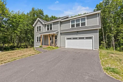 3 Tabby Way Saco ME 04072