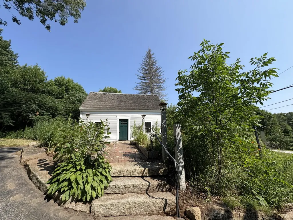 967 Quaker Ridge Road Casco ME 04015
