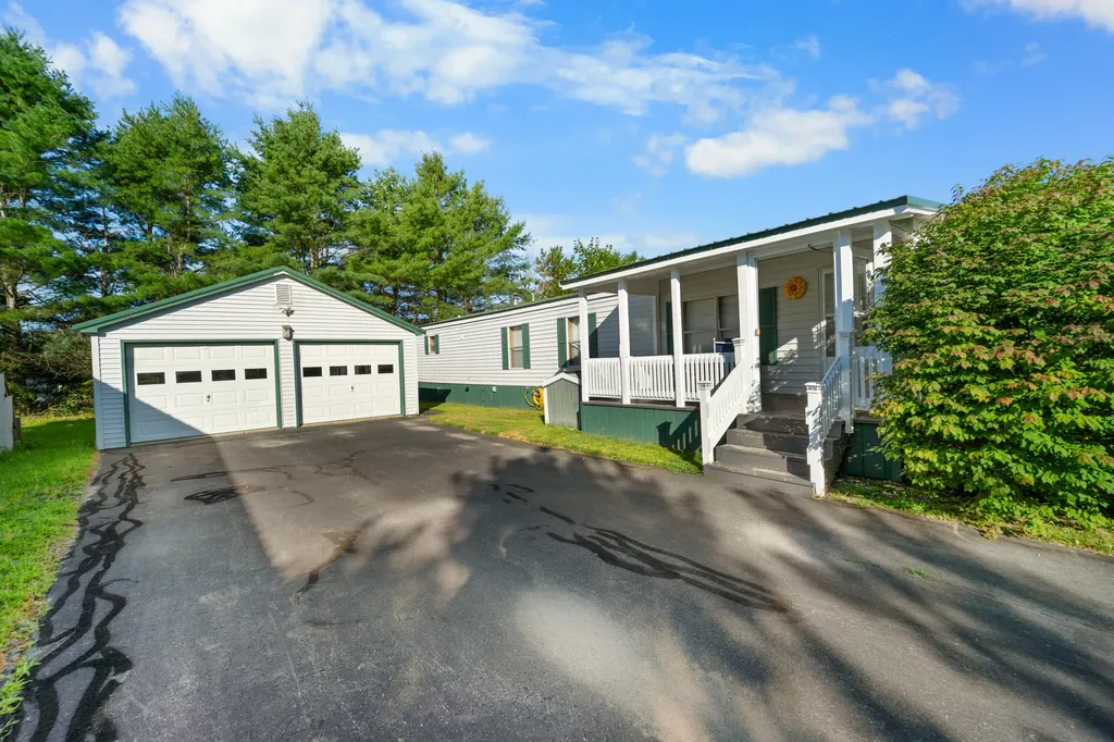 9 J Street Bangor ME 04401