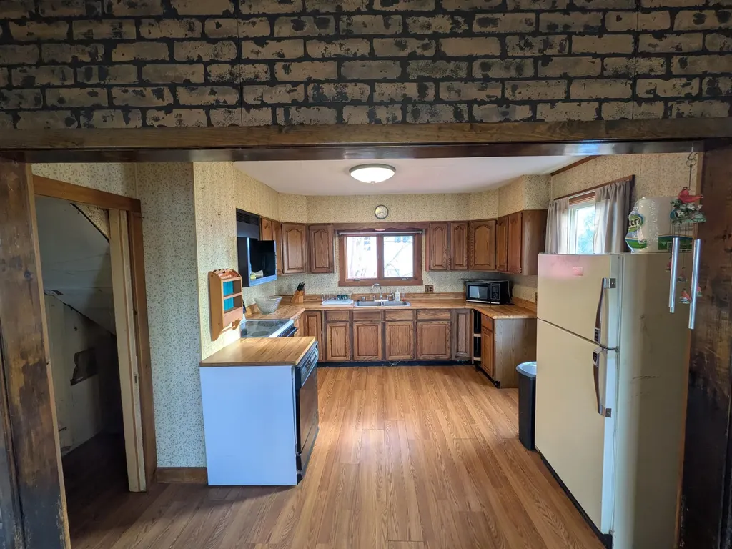85 School Street Millinocket ME 04462