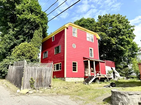 85 School Street Millinocket ME 04462